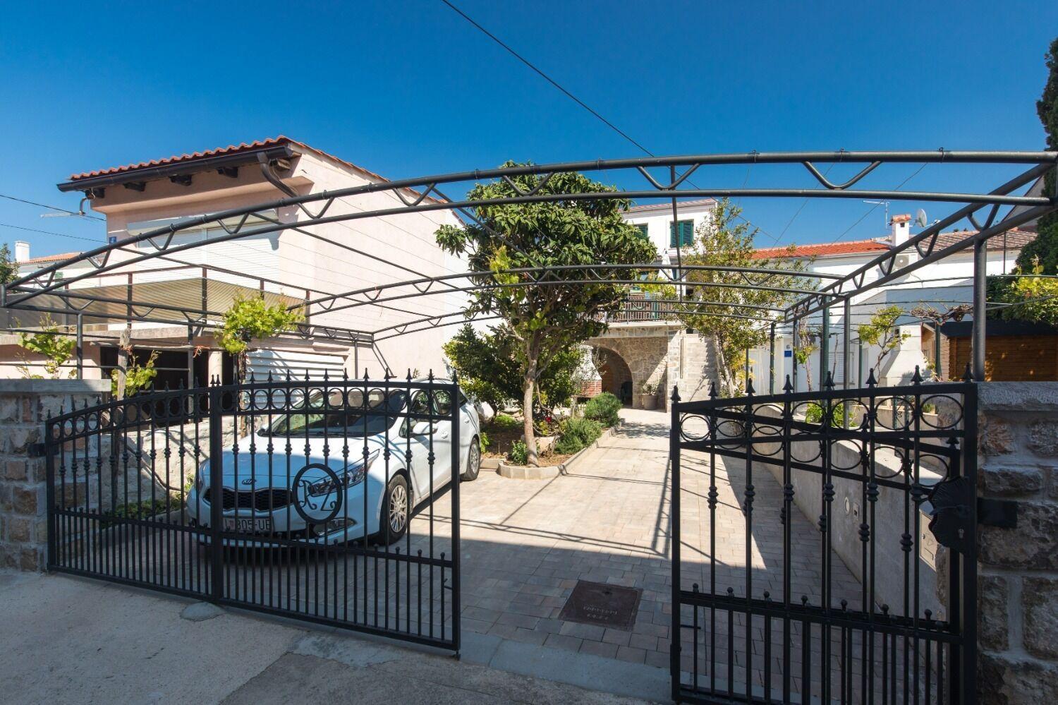 Holiday Home Mari - Modern Holiday House Close To Sea Punat Exterior photo